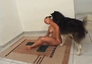 Her tight zoophilic cave fucked by a nasty animal